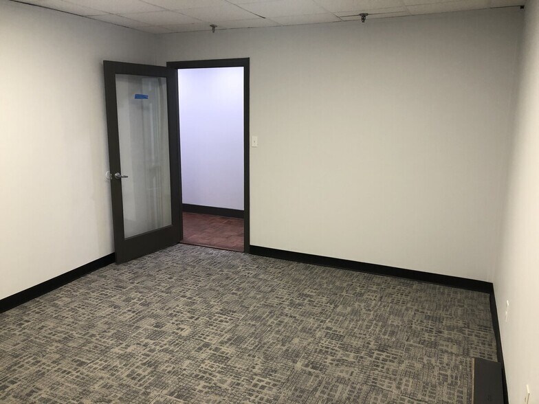 More Photos Of 192 E Bay St, Charleston Office Residential For Lease