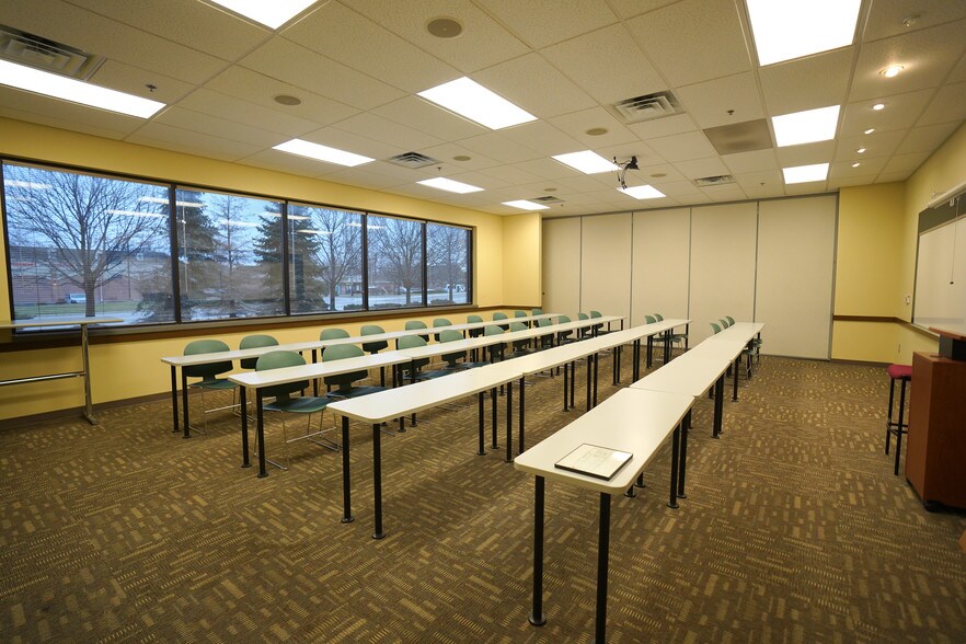 More Photos Of 1905 S Haggerty Rd, Canton Office For Lease