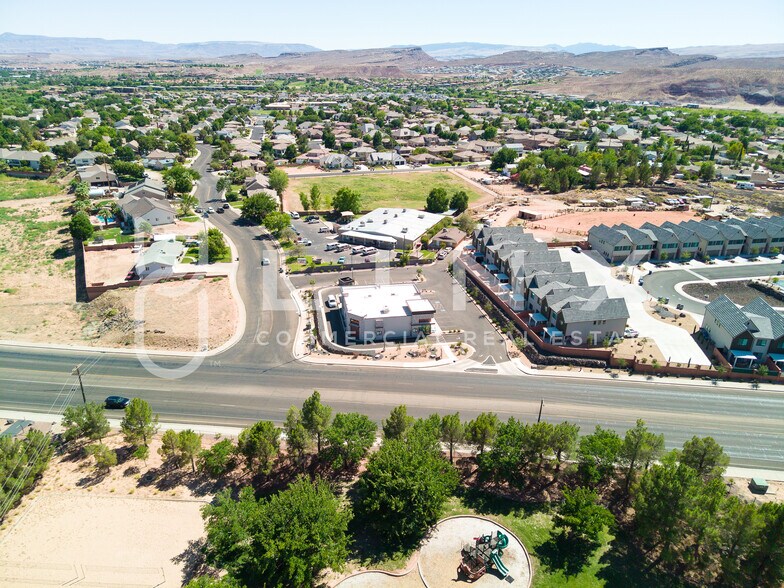 More Photos Of 967 Country Ln, Santa Clara General Retail For Lease