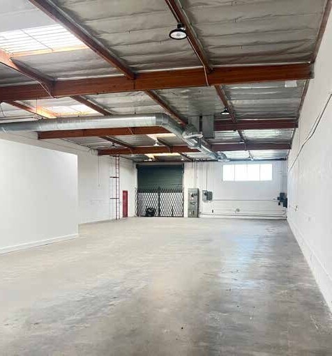 More Photos Of 1385 E 15th St, Los Angeles Warehouse For Sale