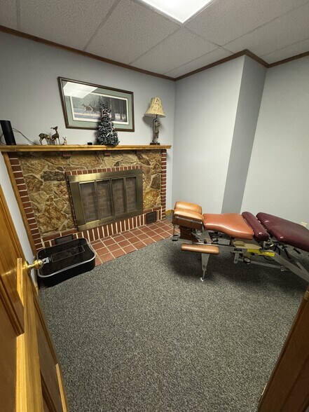 More Photos Of 1134 Troy Schenectady Rd, Latham Medical For Sale