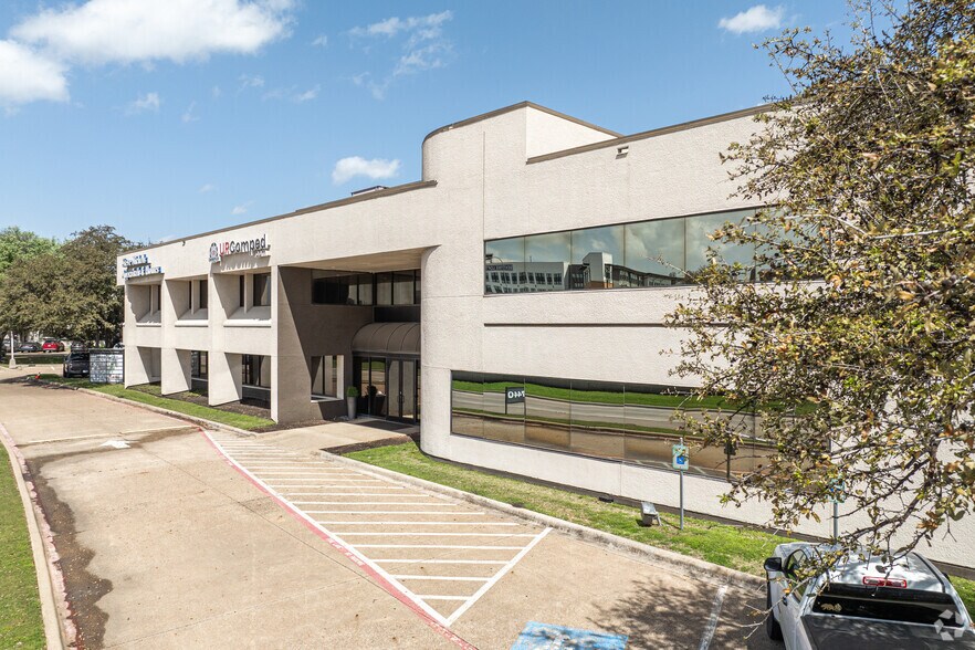Primary Photo Of 17440 N Dallas Pky, Dallas Office For Sale