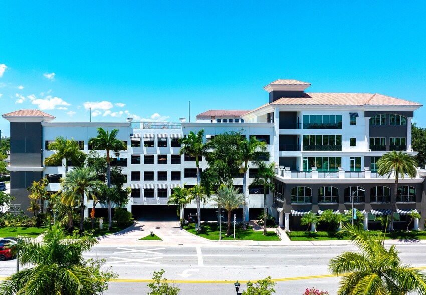More Photos Of 1 N Federal Hwy, Boca Raton Office For Lease