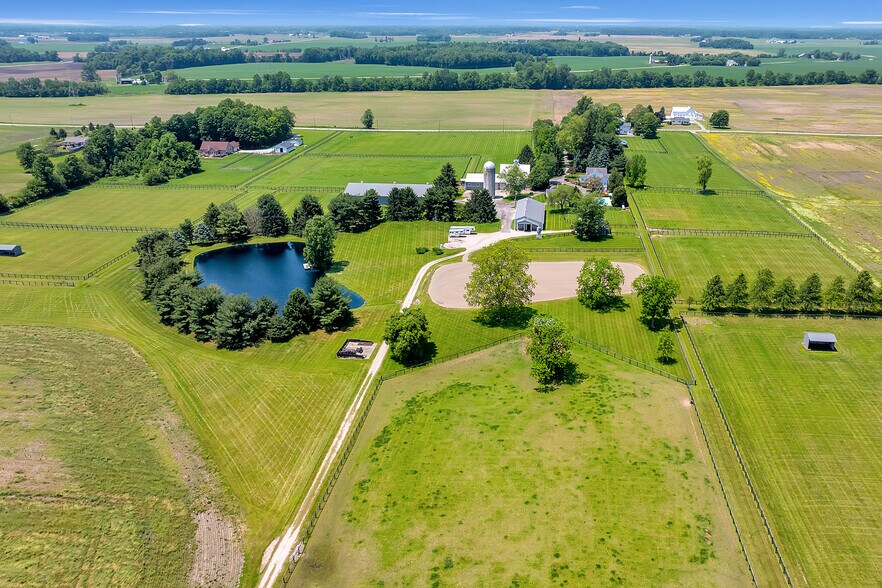 More Photos Of 15228 Croton Rd, Centerburg Specialty For Sale