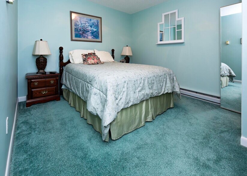 More Photos Of 109 Shore Rd, Southwest Harbor Flex For Sale