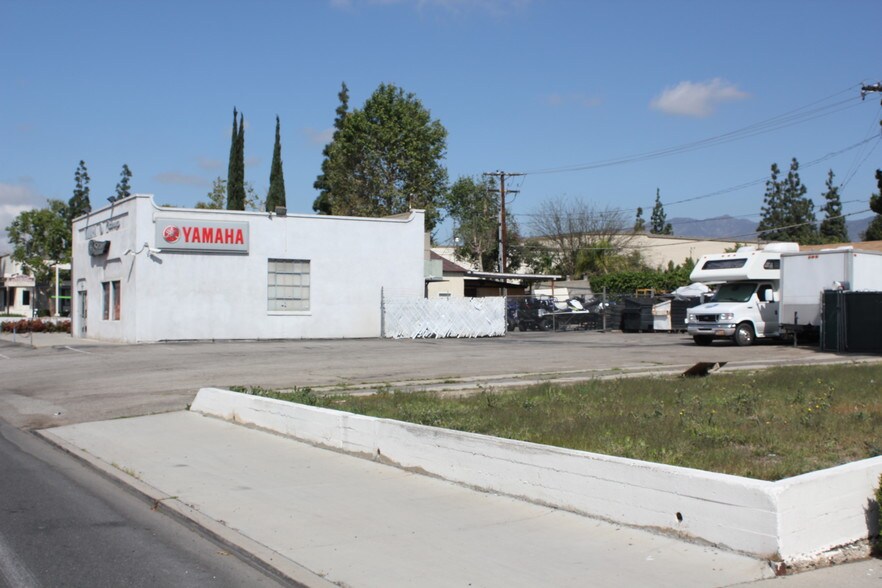 More Photos Of 9770 Foothill Blvd, Rancho Cucamonga Auto Dealership For Lease