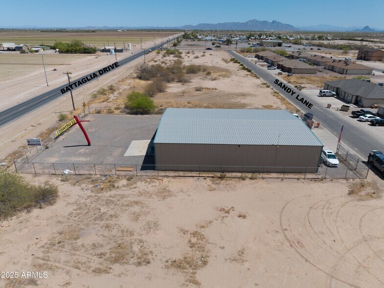 More Photos Of 8282 W Sandy Ln, Arizona City Warehouse For Sale