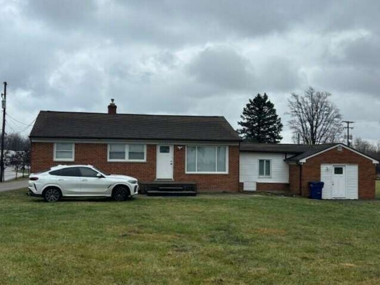 More Photos Of 25280 Seeley Rd, Novi Office For Lease