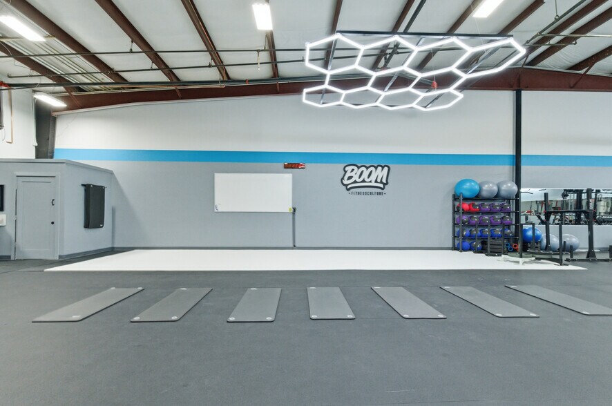 More Photos Of 1657 N State St, Lehi Coworking Space