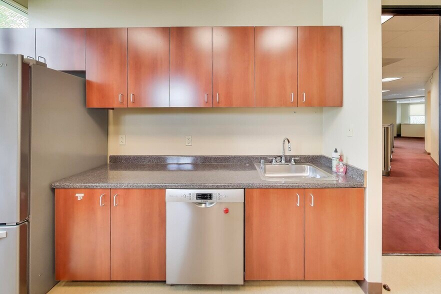 More Photos Of 785 Ygnacio Valley Rd, Walnut Creek Office For Sale