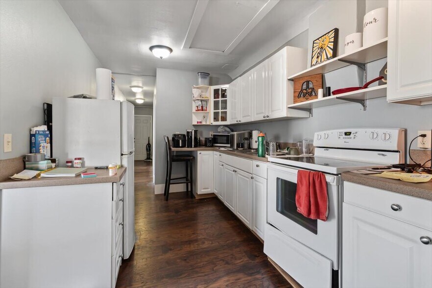 More Photos Of 116 W Jessie St, Rushford Storefront Retail Residential For Sale