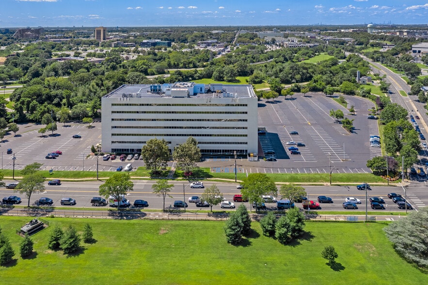 More Photos Of 1600 Stewart Ave, Westbury Medical For Lease