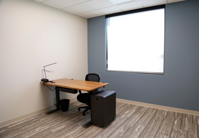 More Photos Of 4324 Mapleshade Ln, Plano Coworking Space