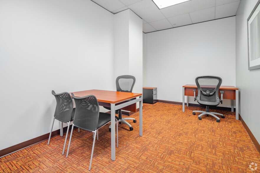 More Photos Of 700 N Saint Marys St, San Antonio Coworking Space