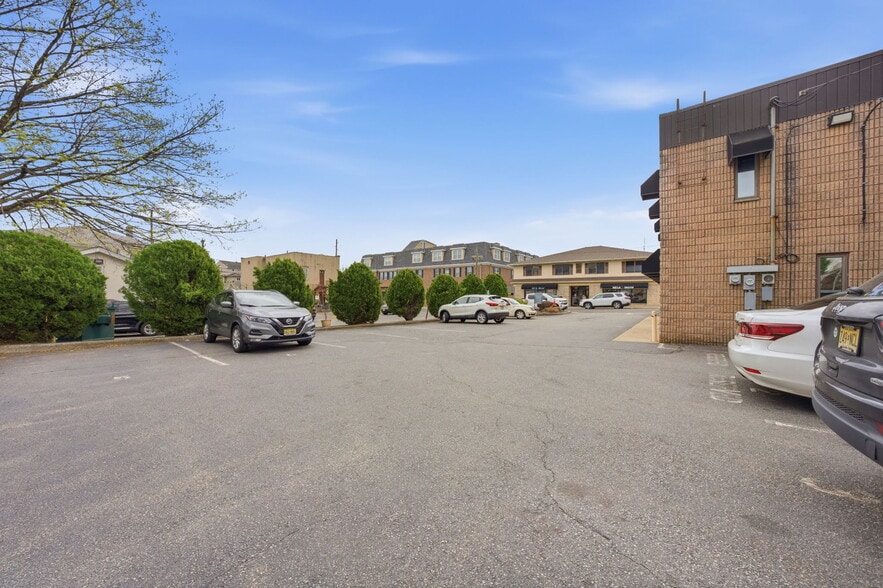 More Photos Of 415 Totowa Rd, Totowa Medical For Sale