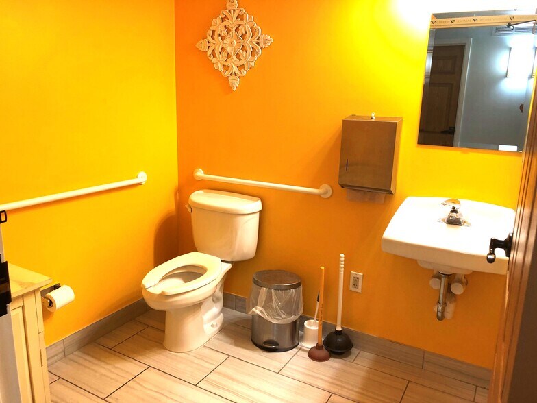 More Photos Of 400 Whitney Rd, Penfield Office For Lease