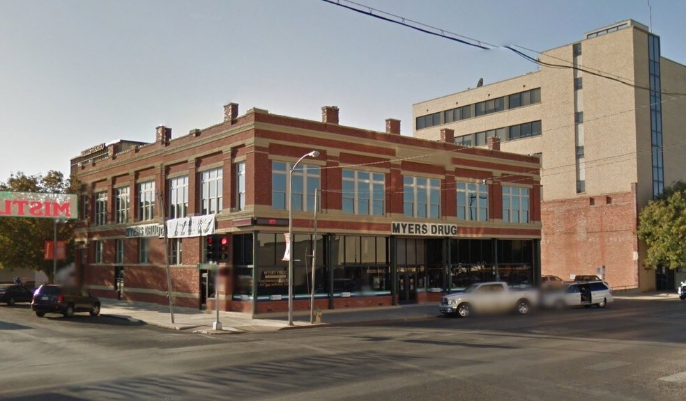 Primary Photo Of 29 S Chadbourne St, San Angelo Drugstore For Sale