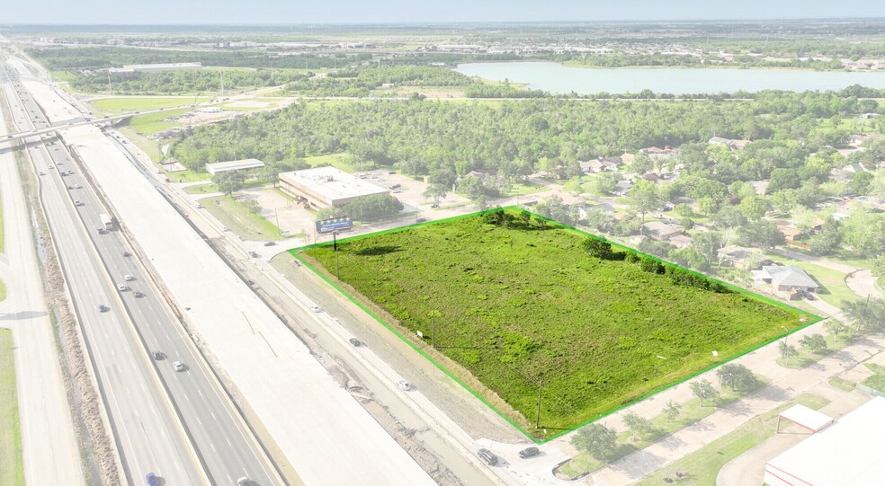 More Photos Of I-45 and Vicksburg Ave, Texas City Land For Sale