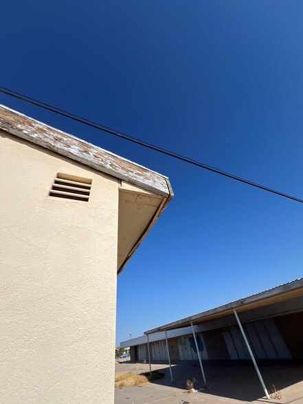 More Photos Of 401 S 3rd St, Blythe Religious Facility For Sale