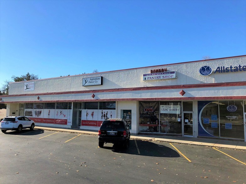 More Photos Of 340-352 S Main St, Lombard Unknown For Lease