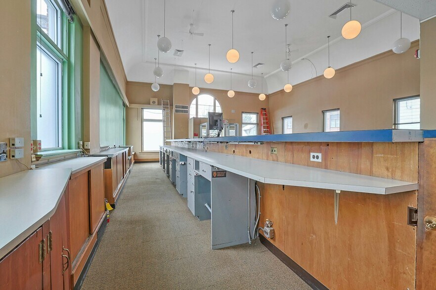 More Photos Of 637 Main St, Sparkill Bank For Lease