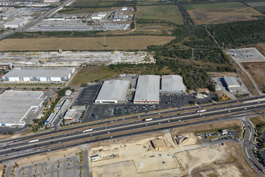 More Photos Of 17995 N. IH-35 Hl, Schertz Land For Sale