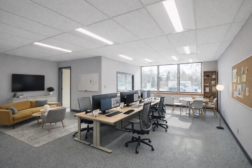 More Photos Of 600 Russel Ct, Woodstock Office For Lease