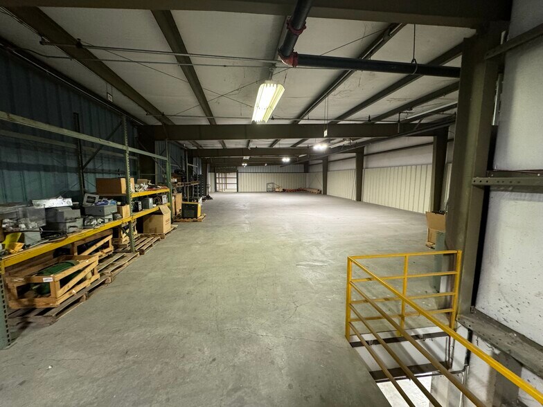 More Photos Of 19919 W Shawnee Mission Pky, Shawnee Manufacturing For Sale