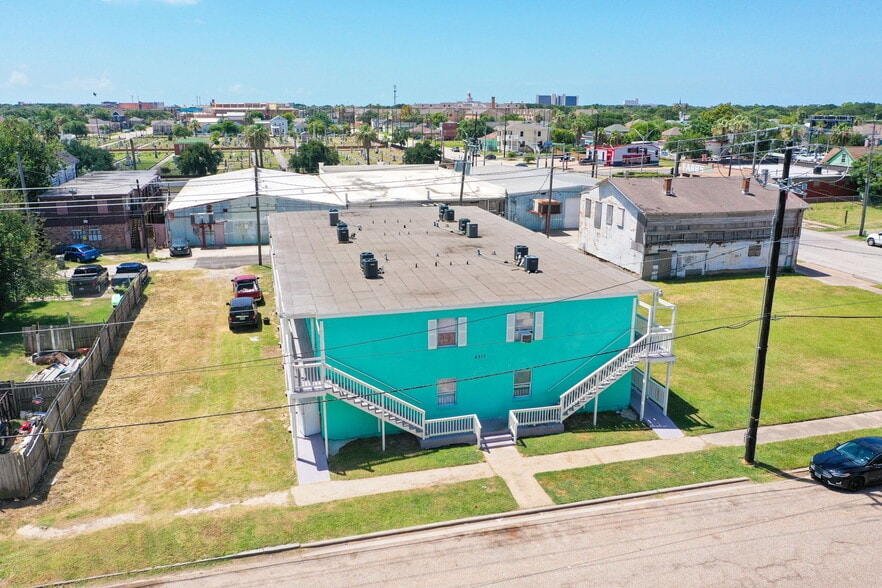 More Photos Of 4217 Sealy St, Galveston Apartments For Sale