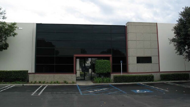 More Photos Of 1672-1688 Sierra Madre Cir, Placentia Showroom For Lease