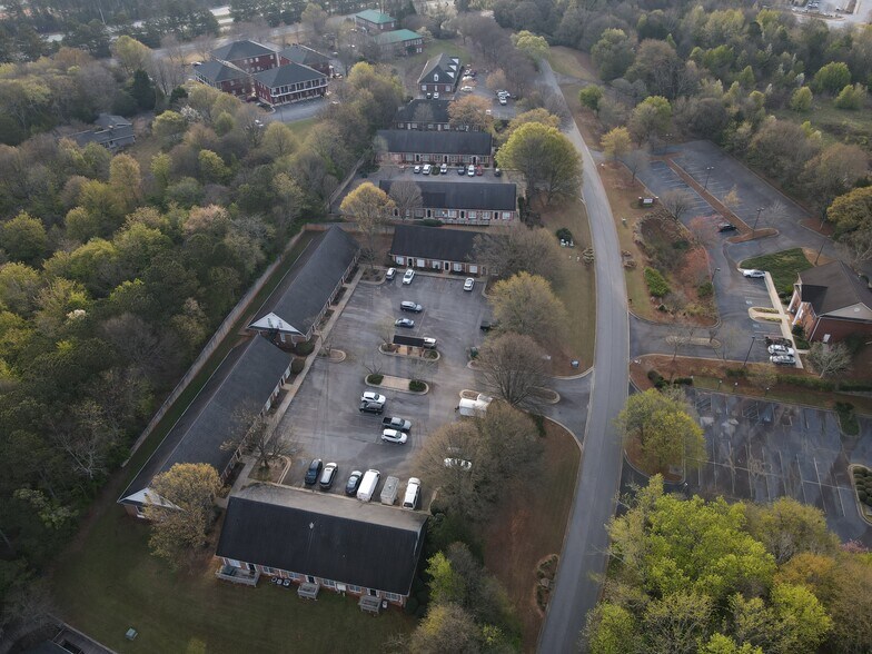 More Photos Of 1711 Meriweather Dr, Watkinsville Office For Lease