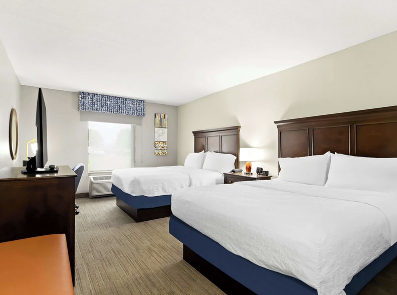 More Photos Of 301 N Service Rd, Blytheville Hotel For Sale