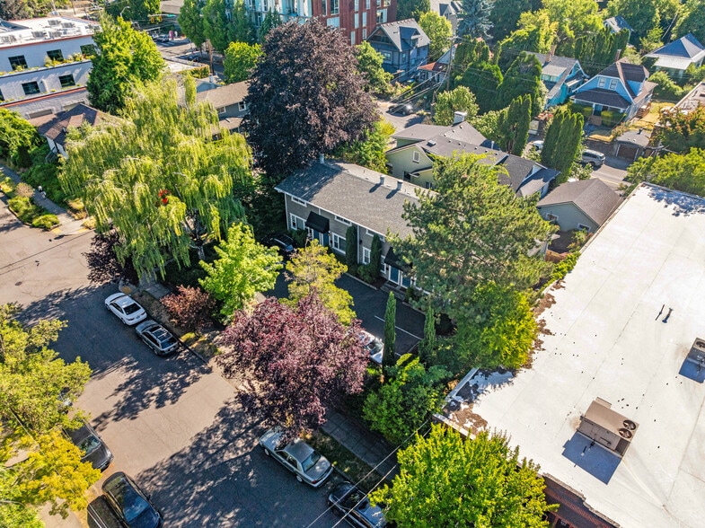 More Photos Of 2602-2610 SE 25th Ave, Portland Apartments For Sale