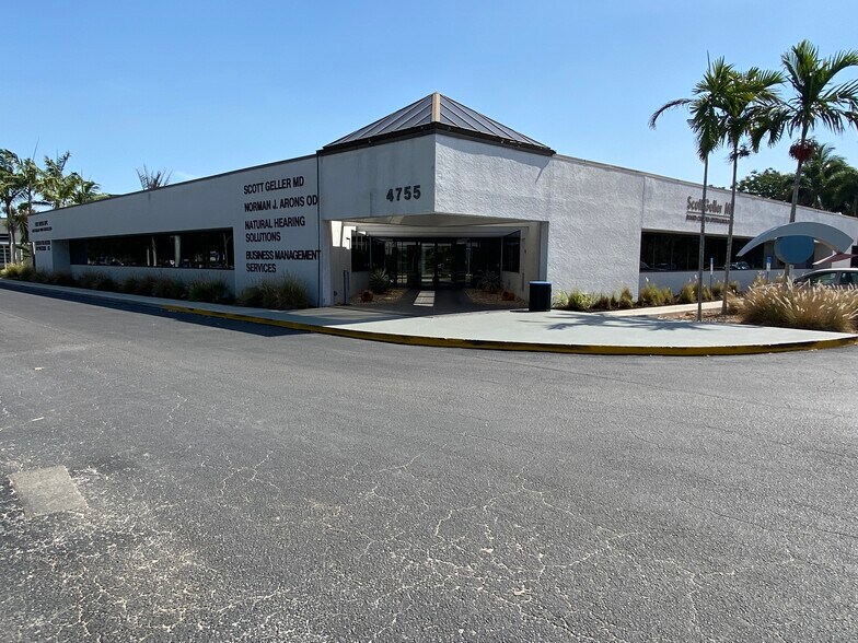 Primary Photo Of 4755 Summerlin Rd, Fort Myers Medical For Lease