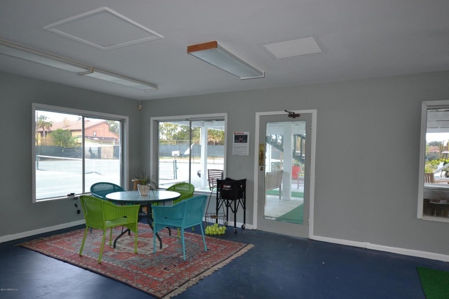 More Photos Of 3461 Peeler Rd, Jacksonville Sports And Entertainment For Sale