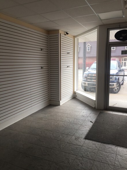 More Photos Of 3622 Maccorkle Ave, Charleston Storefront Retail Office For Sale