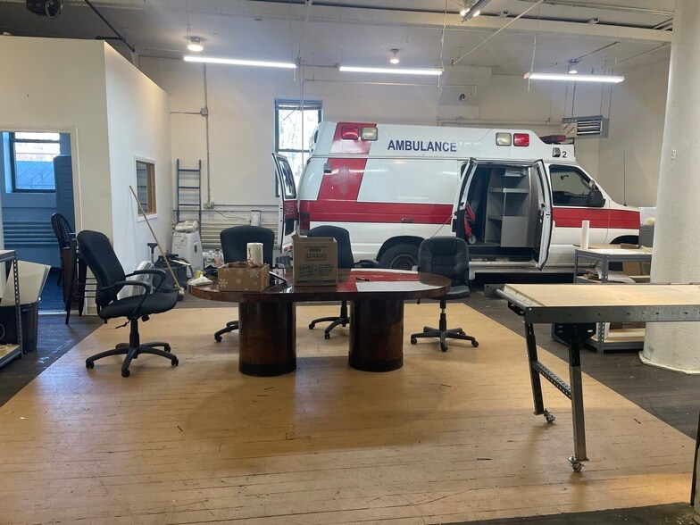 More Photos Of 135-153 Center St, Bristol Manufacturing For Lease