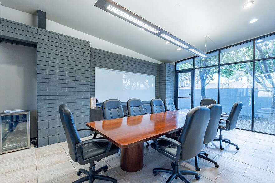 More Photos Of 1702 E McNair Dr, Tempe Office Residential For Lease