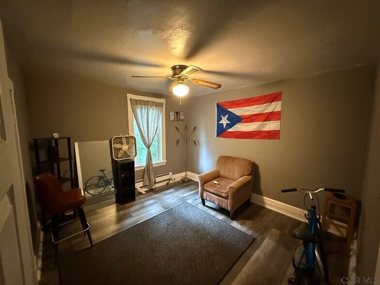 More Photos Of 534 Sheridan St, Johnstown General Retail For Sale