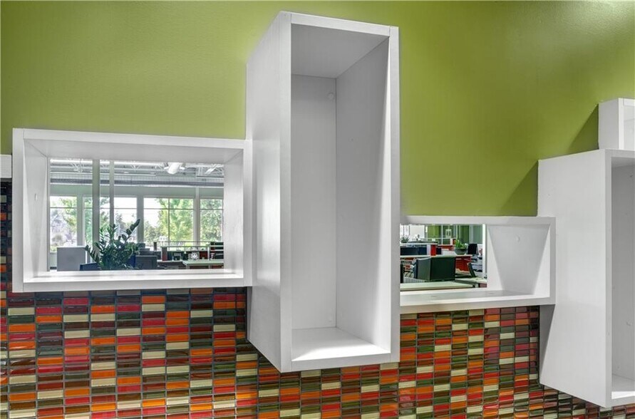 More Photos Of 1705 S Walton Blvd, Bentonville Office For Sale