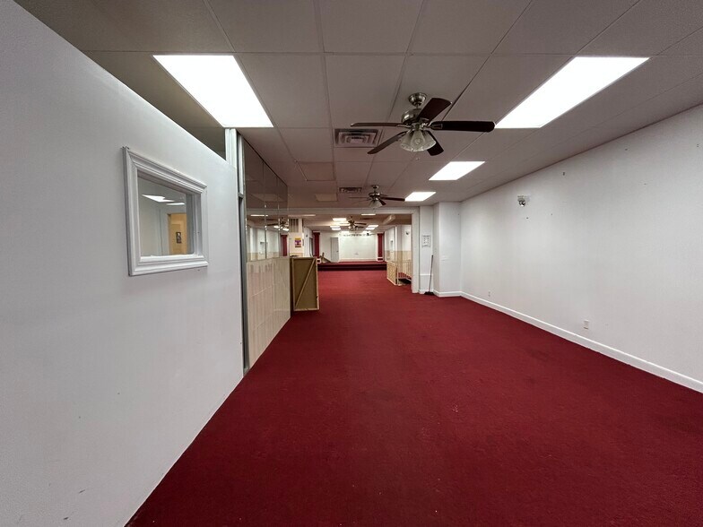 More Photos Of 1025 Rogers Ave, Brooklyn Storefront For Lease