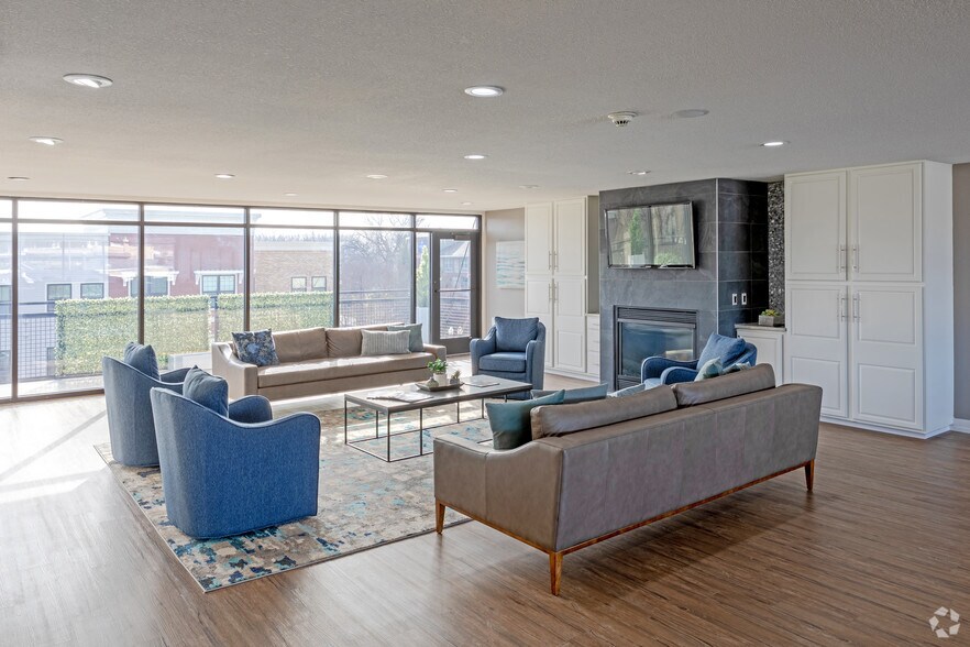 More Photos Of 110 E 1st St, Chaska Apartments For Lease