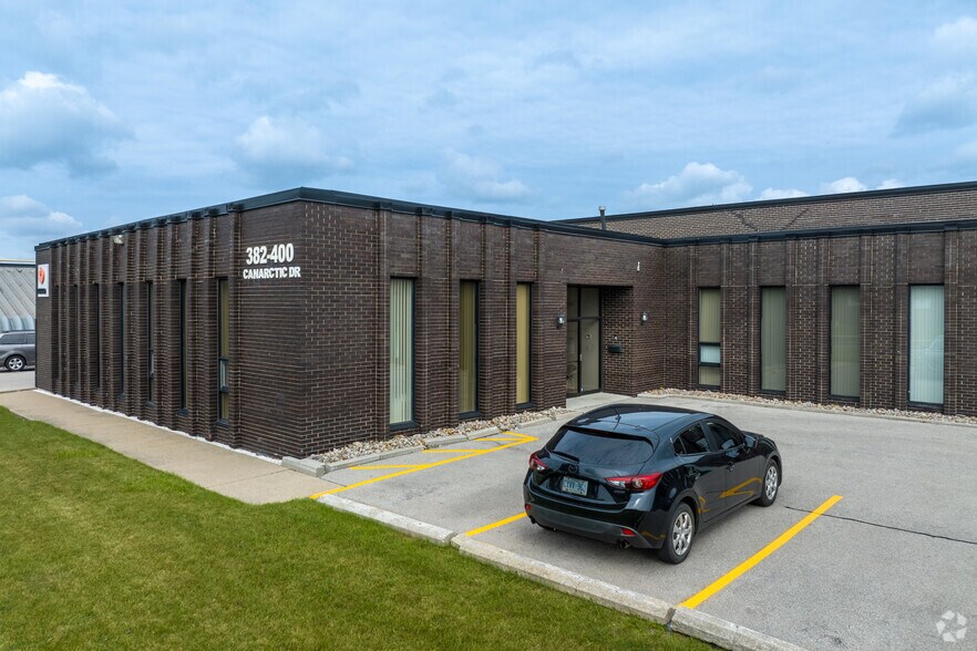 More Photos Of 382-400 Canarctic Dr, Toronto Warehouse For Lease