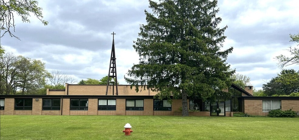 More Photos Of 4727 W Sylvania Ave, Toledo Religious Facility For Sale