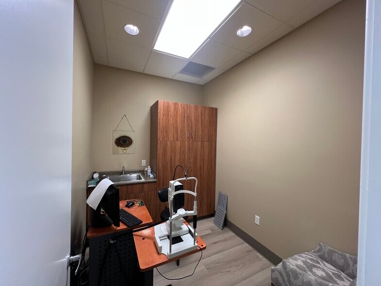 More Photos Of 4 Okatie Center Blvd S, Okatie Office For Sale