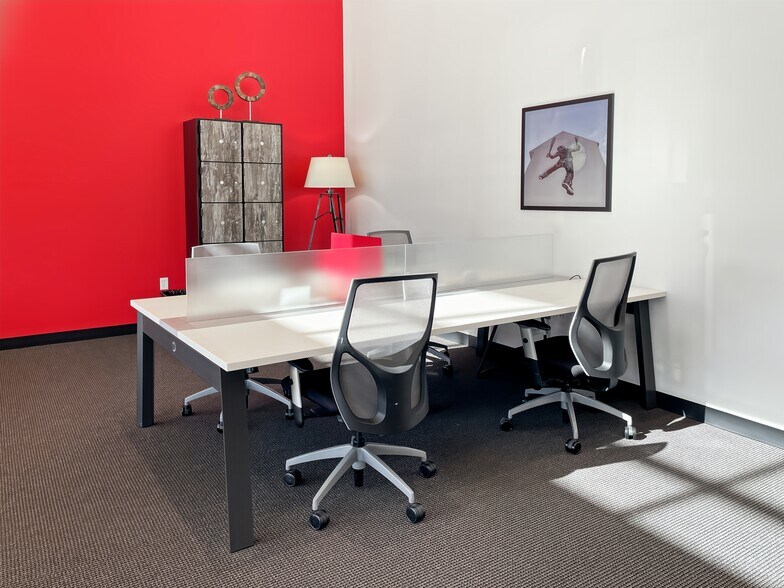 More Photos Of 8211 E Regal Pl, Tulsa Coworking Space