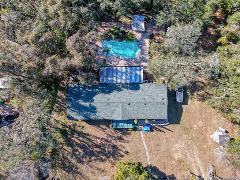 More Photos Of 15525 Shady Hills Rd, Spring Hill Restaurant For Sale