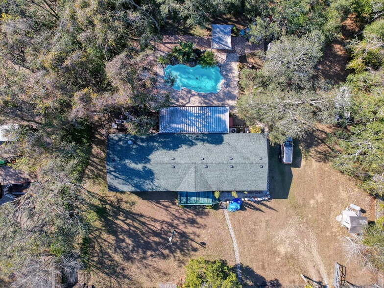 More Photos Of 15525 Shady Hills Rd, Spring Hill Restaurant For Sale