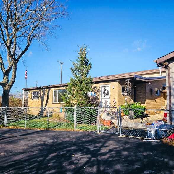 More Photos Of 229-301 Rollins Rd, Round Lake Beach Office Residential For Sale