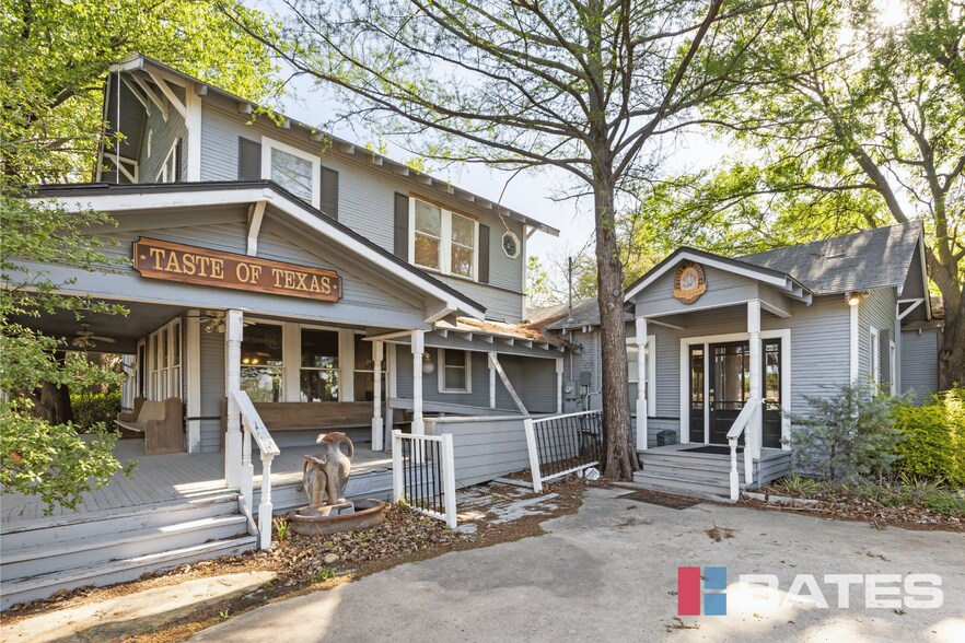 Primary Photo Of 3708 N Highway 77, Waxahachie Office For Sale